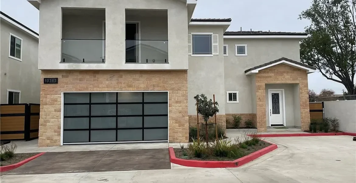 9335 Nichols St #4, Bellflower, CA 90706-0